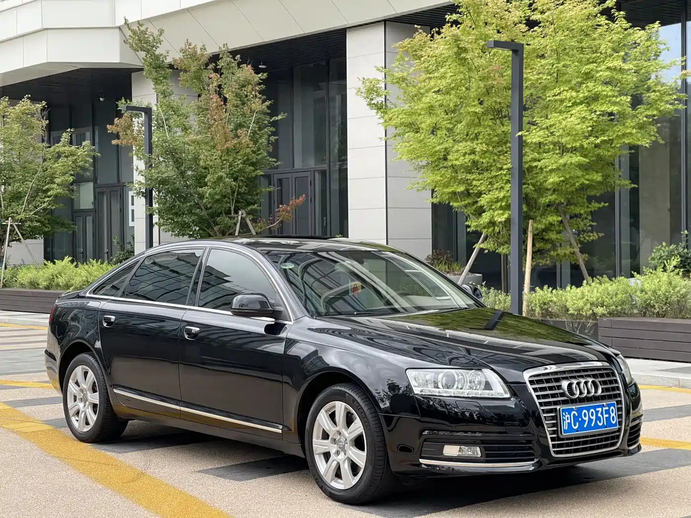 Photo 3 - Audi A6L
