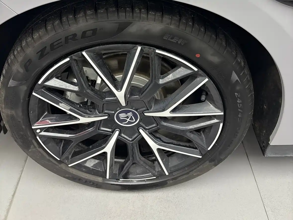 BYD Han 2025 DM-i 125KM LiDAR Smart Driving фото 7