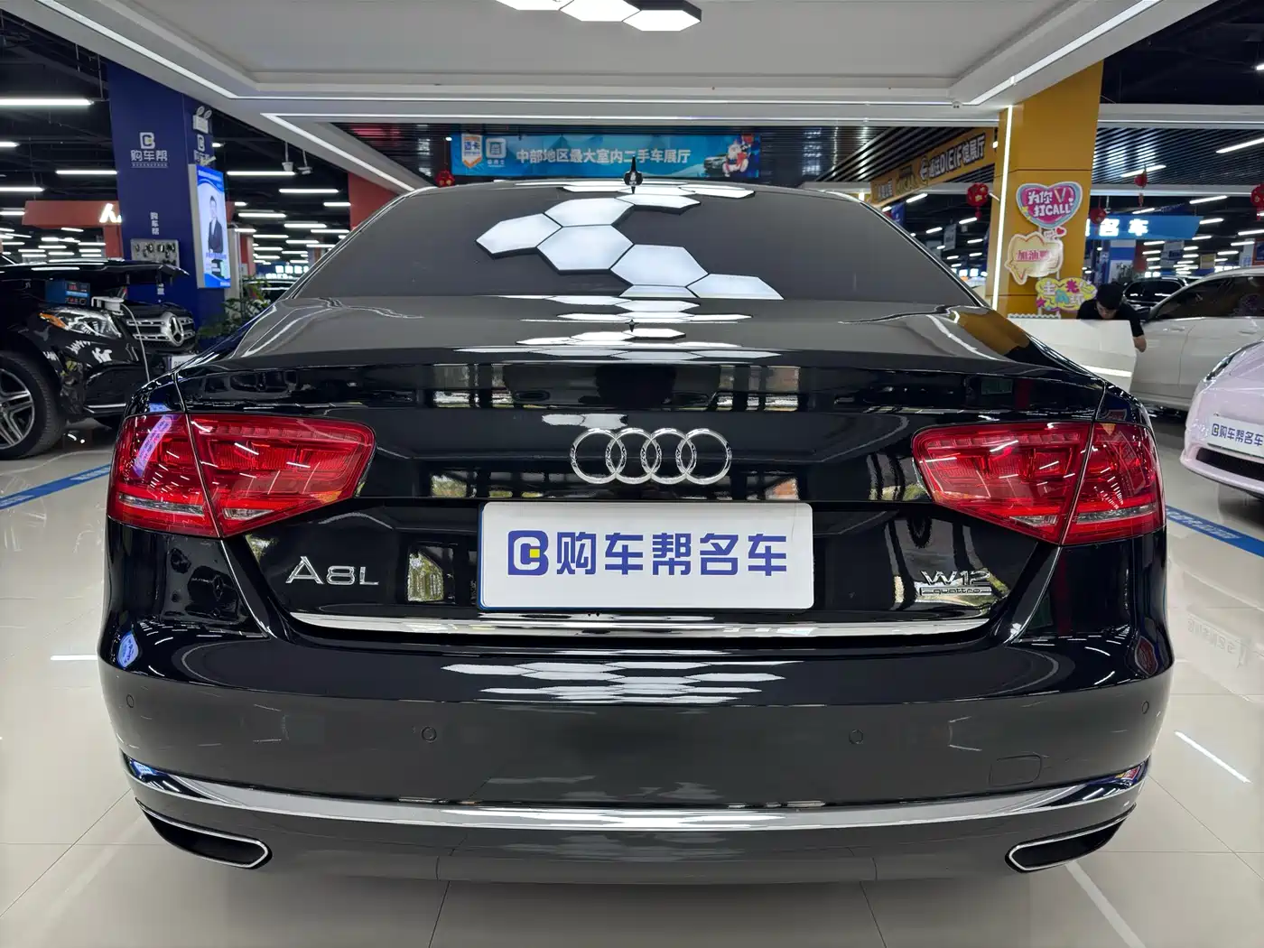 Audi A8 2013 A8L 6.3 FSI W12 quattro Exclusive фото 18