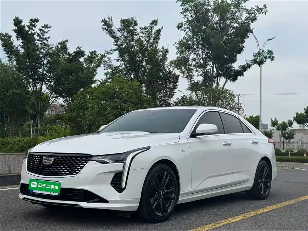 CADILLAC CT4