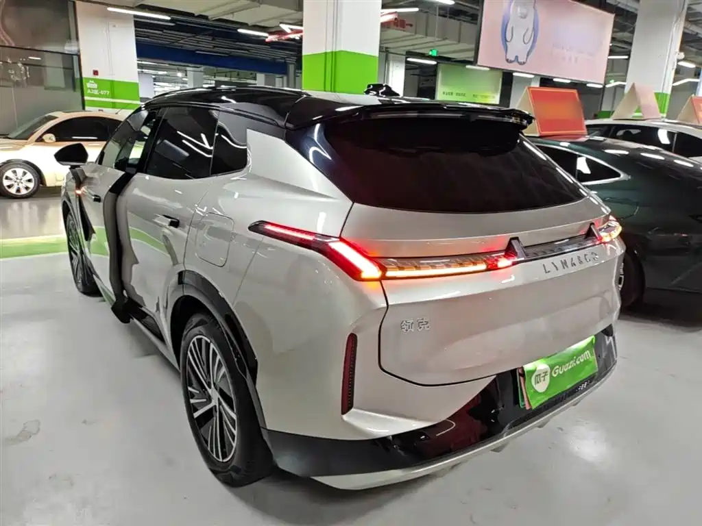Lynk & Co 08 EM-P 2023 120km Long Range Halo фото 5