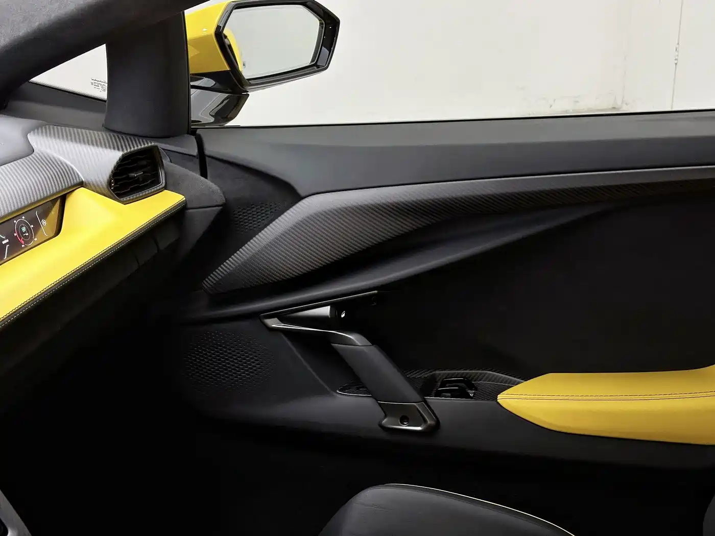 Lamborghini Revuelto 2026 2023 6.5L PHEV Standard