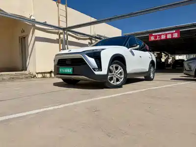 NIO ES8
