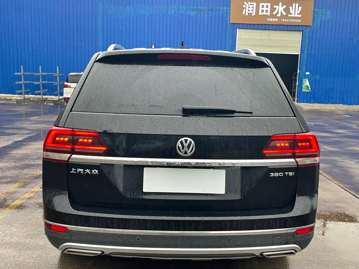 Volkswagen Teramont 2020 380TSI 4WD Luxury Edition China VI фото 4