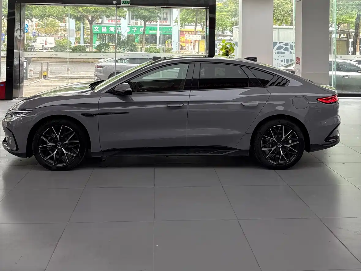 BYD Han 2025 DM-i 125KM LiDAR Smart Driving фото 3