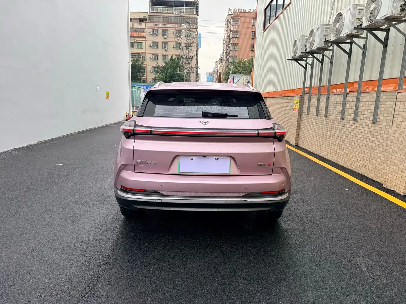 NEZHA AUTOMOBILE NEZHA U