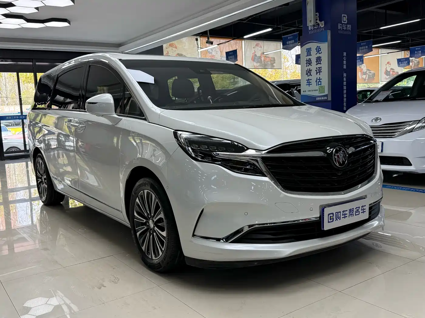 Buick GL8 2020 ES Landglory 653T Flagship фото 3