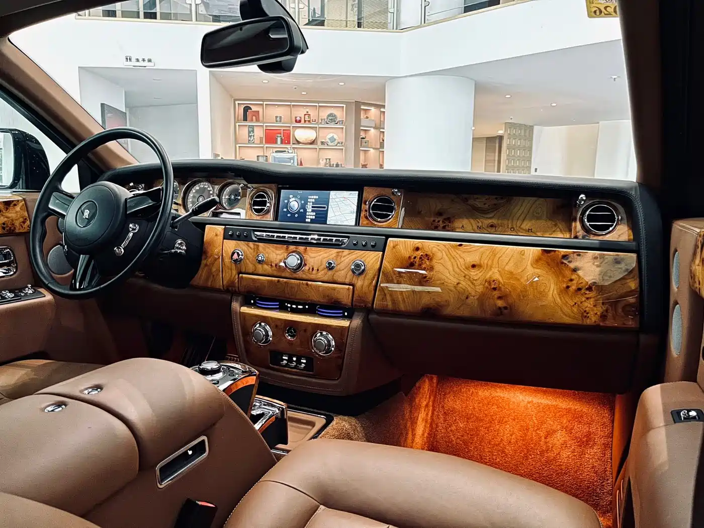 Rolls-Royce Phantom 2014 2013 6.7L Extended Wheelbase (EWB)