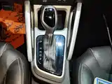Фото 14 - Geely Vision X3