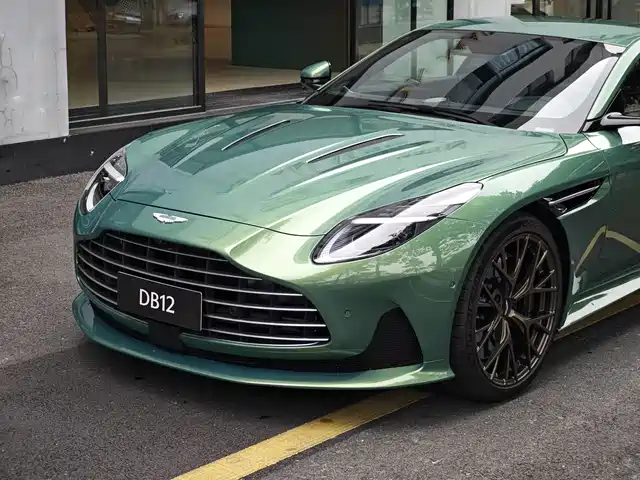  Aston Martin Aston Martin DB12 2023 4.0T V8 Coupe