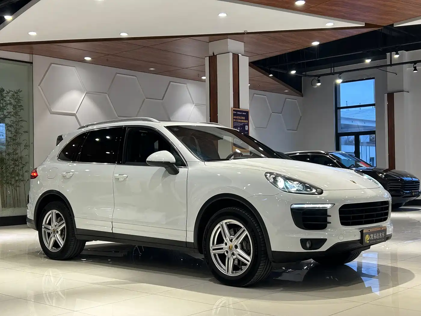 Porsche Cayenne 2015 Cayenne 3.0T фото 4