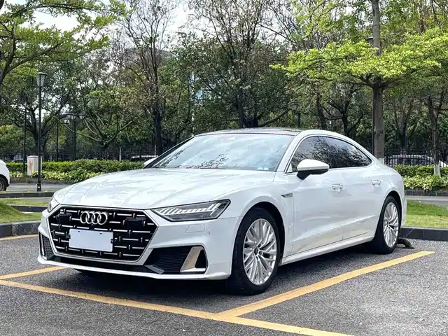 Audi A7L 2022 45 TFSI S-line Dream Builder Crystal Package
