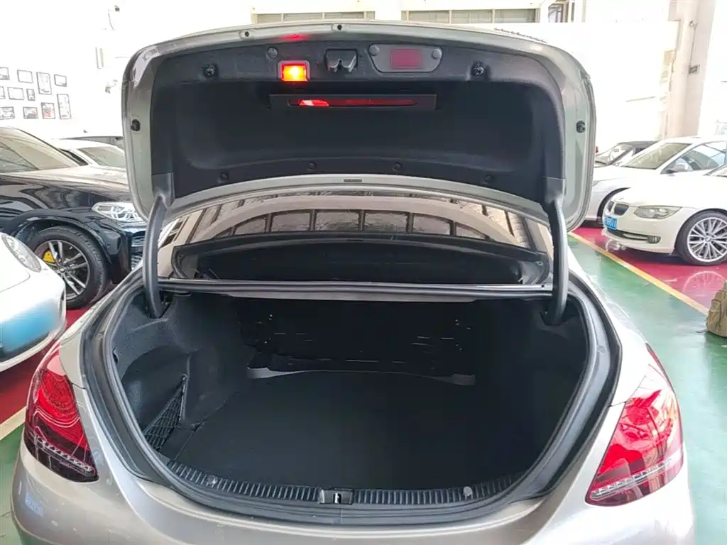 Mercedes-Benz C-Class 2019 Facelift C 260 L Sport фото 19