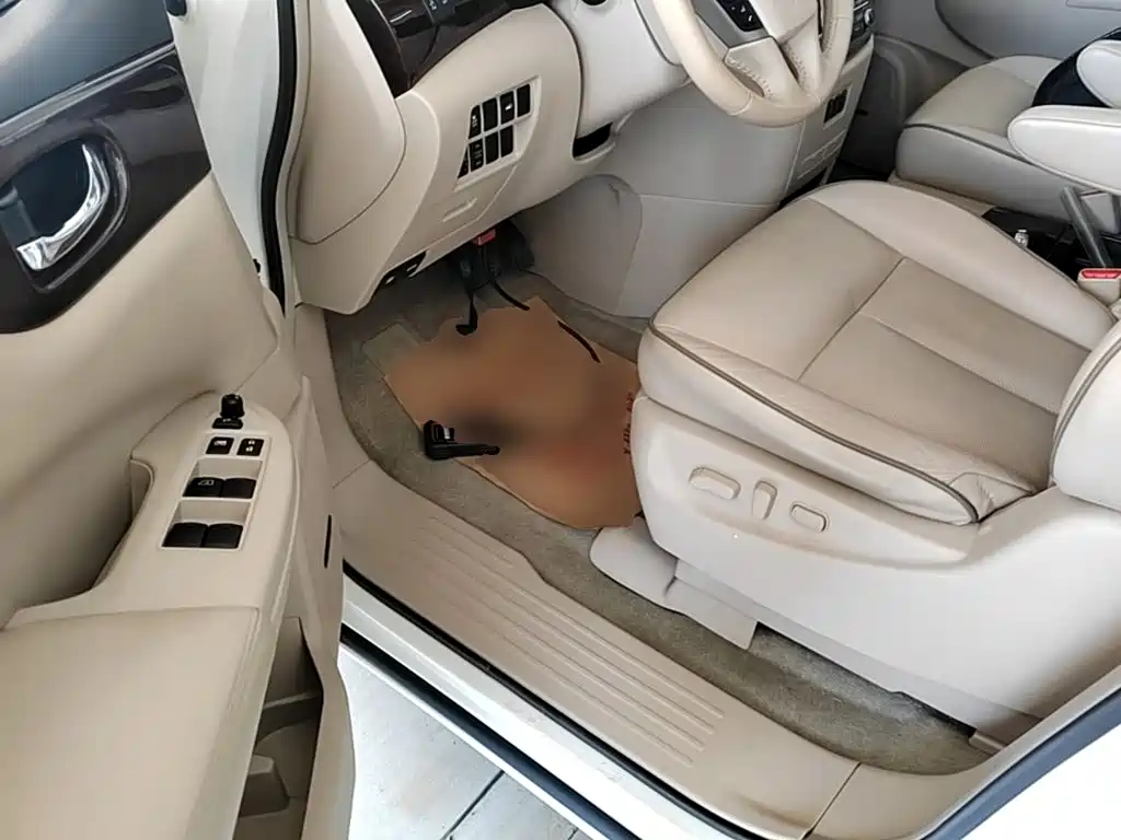 Nissan Quest 2017 2015 3.5L SL