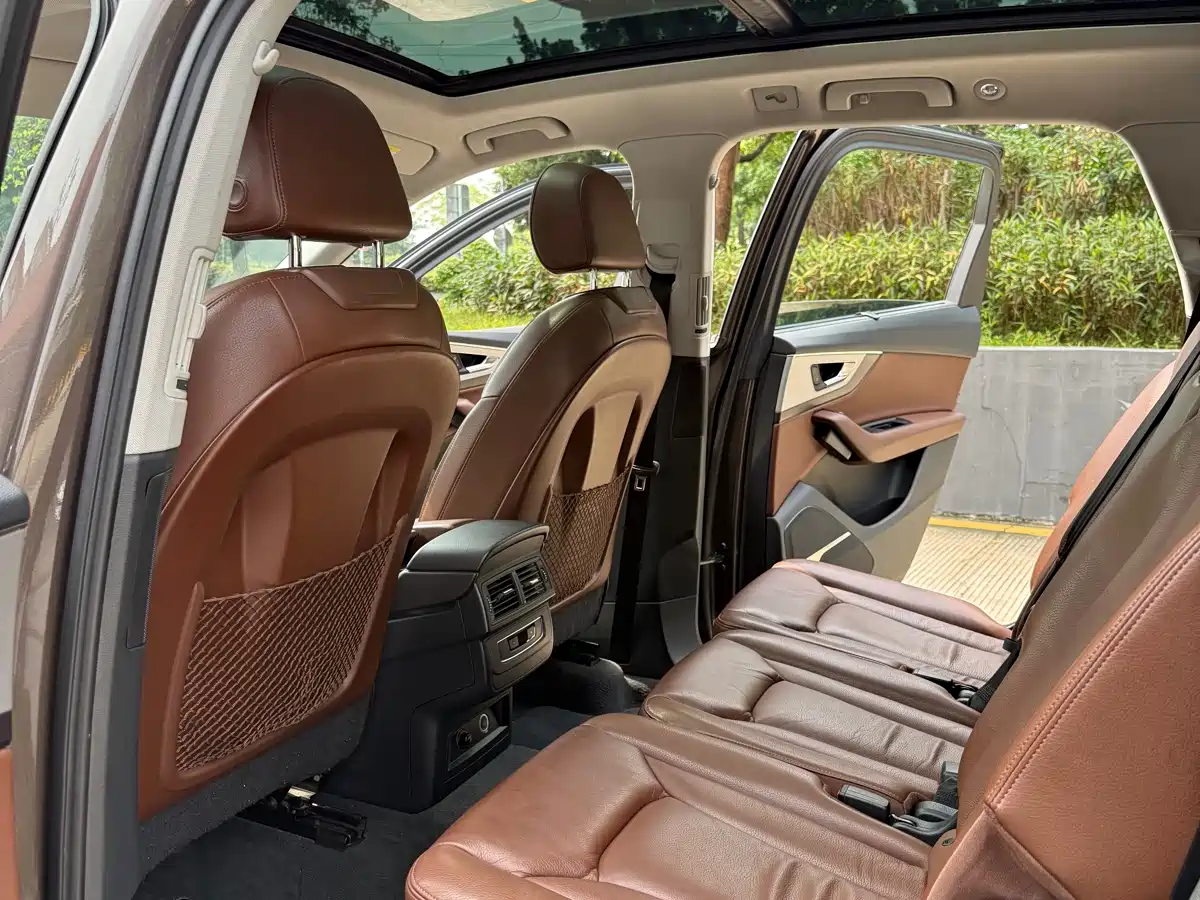 Audi Q7 2019 55 TFSI Technology фото 15