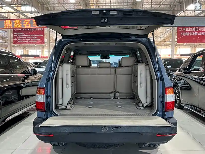 Toyota Land Cruiser 2005 4.7L Automatic VX-R фото 23