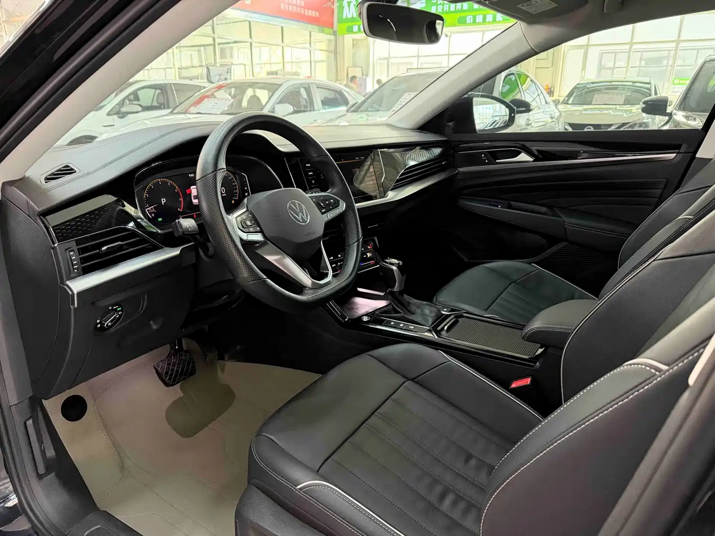 Volkswagen Passat 2022 280TSI Elite Edition фото 7