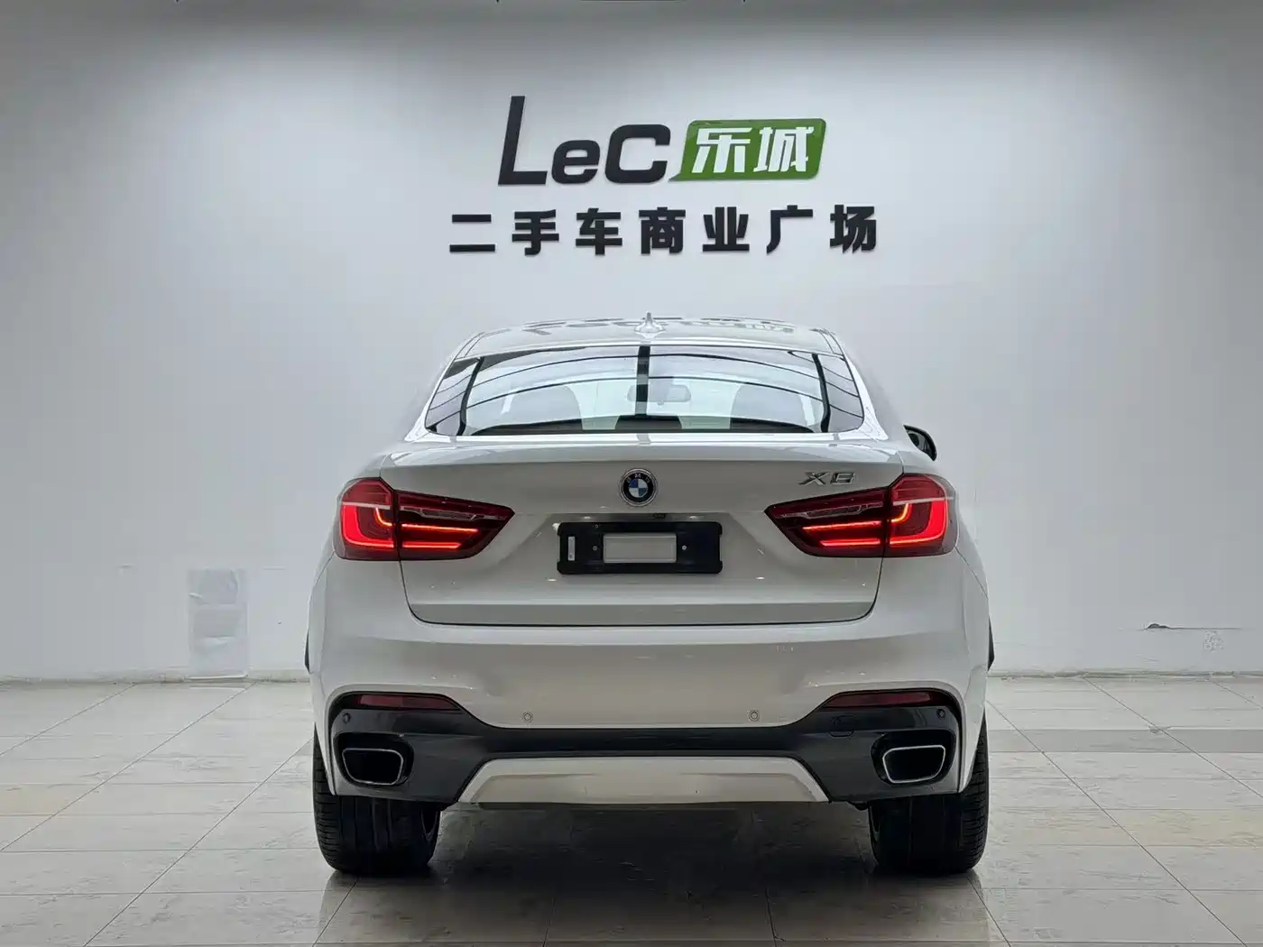 BMW X6 2018 xDrive35i Leading Model фото 17