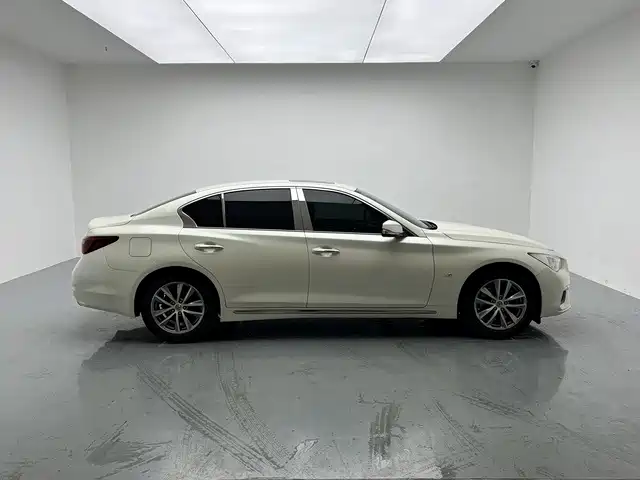 Infiniti Q50L 2019 2018 2.0T Comfort (China VI)