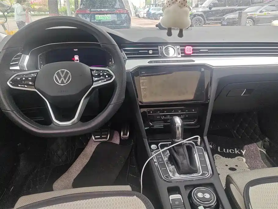 Volkswagen Magotan 2023 Model 2 Million Commemorative Edition 380TSI DSG Flagship фото 12