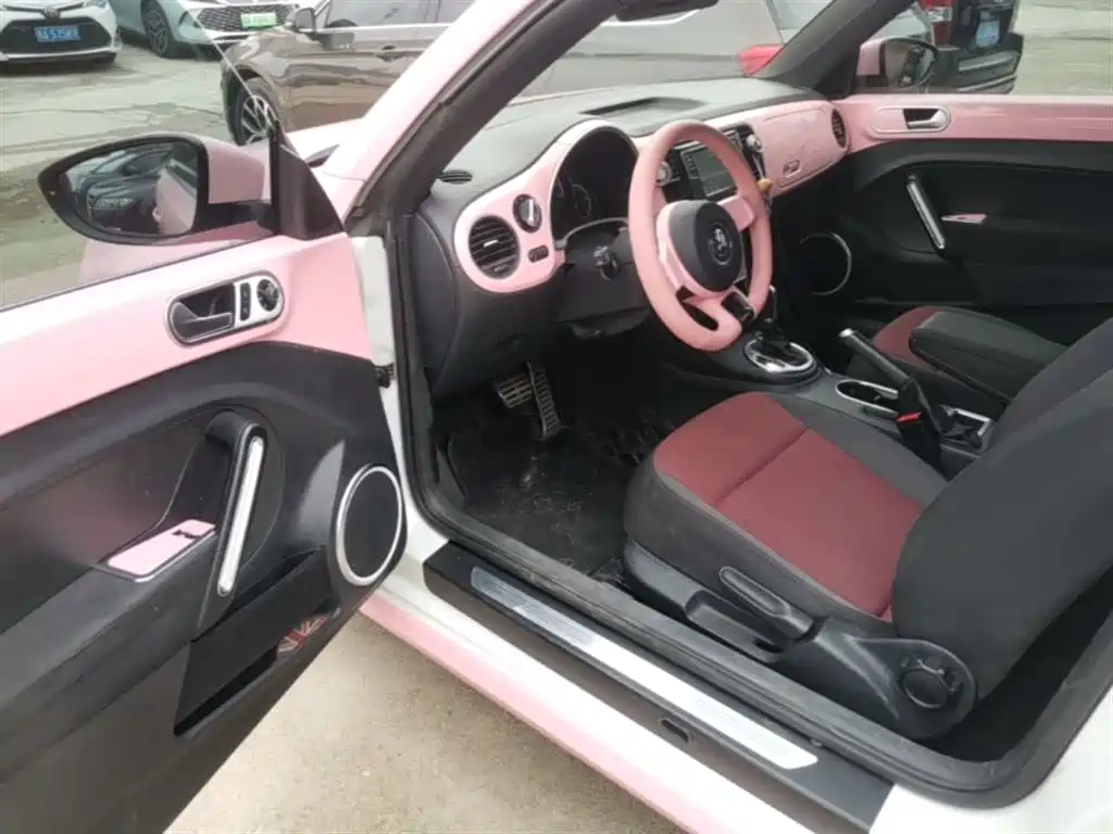 Volkswagen Beetle 2015 180TSI фото 16