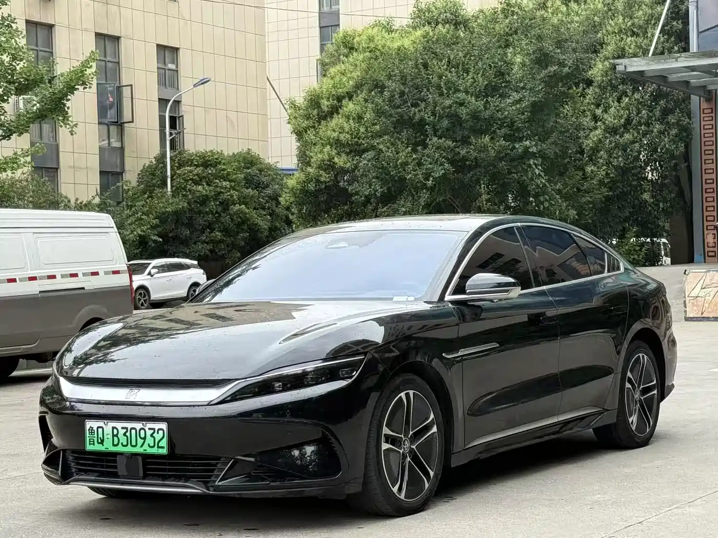 BYD Han 2023 EV Champion Edition 605KM FWD Premium