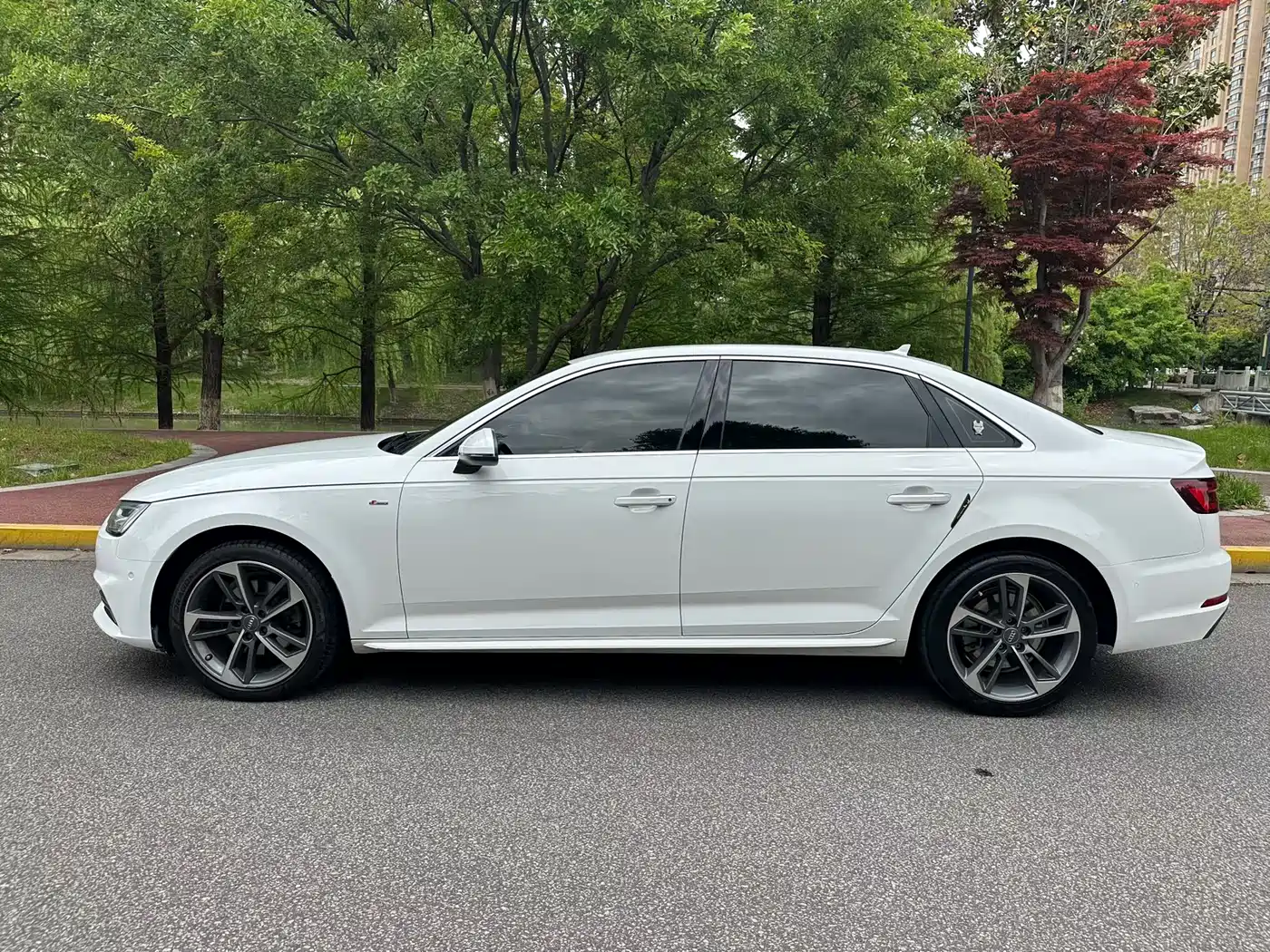 Audi A4L 2018 30th Anniversary 40 TFSI Sport фото 6