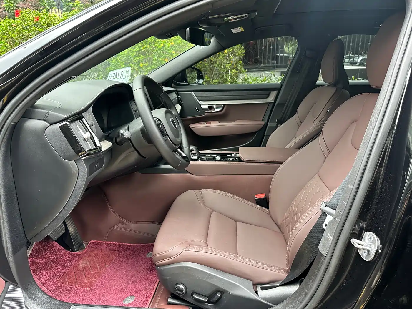 Volvo S90 2026 B5 Zhiyi Luxury Edition фото 5