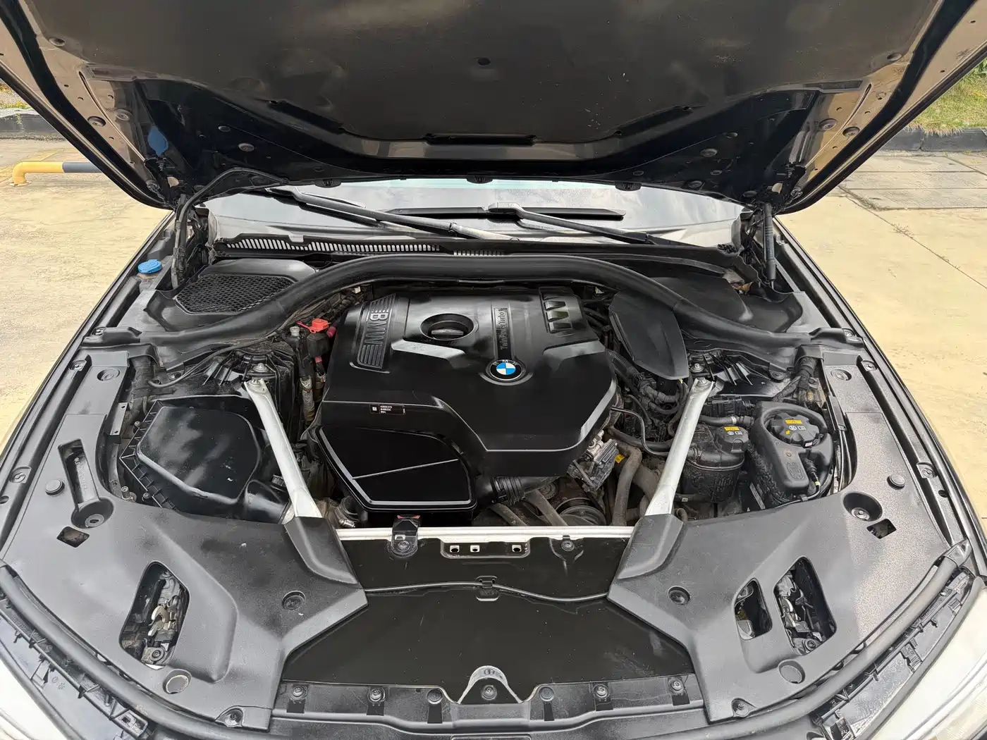 BMW 5 Series 2018 525Li M Sport Package фото 9