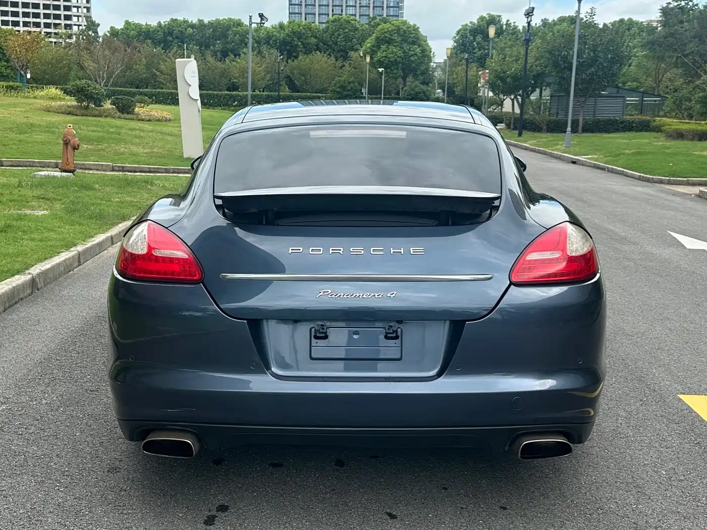 Porsche Panamera 2010 2010 Panamera 4 3.6L