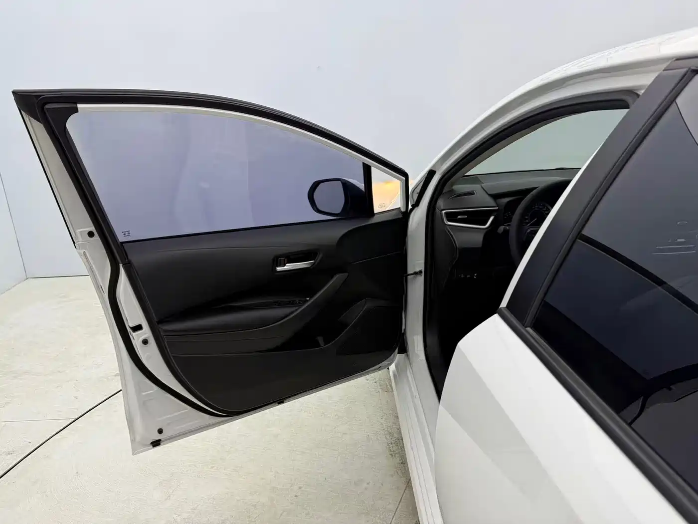 Toyota Corolla 2021 1.2T S-CVT Elite PLUS Edition фото 21