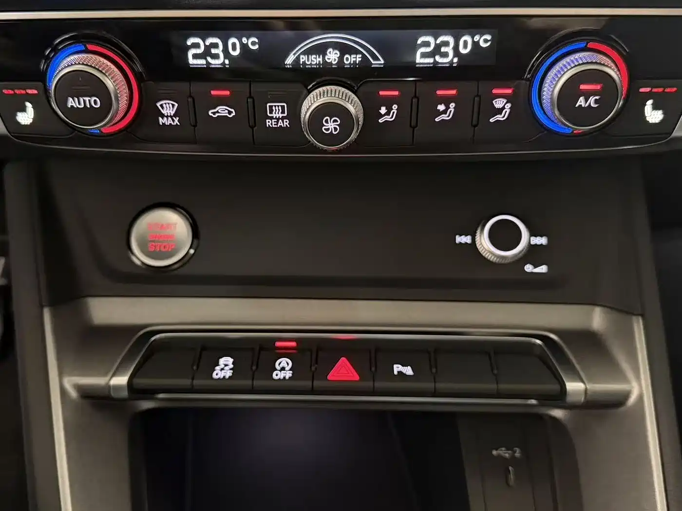 Audi Q3 2022 35 TFSI Progressive Dynamic фото 14