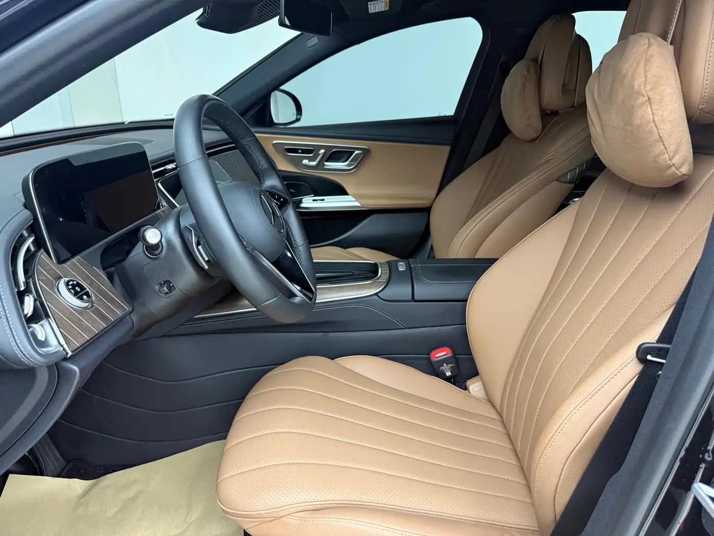 Mercedes-Benz E-Class 2024 E 300 L Fashion фото 3