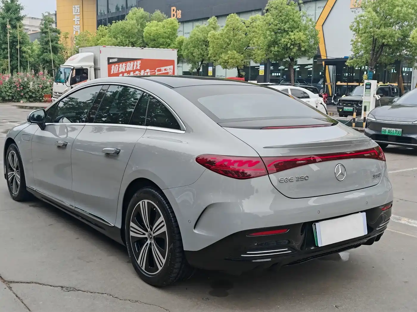 Mercedes-Benz EQE 2022 350 Luxury Edition фото 11