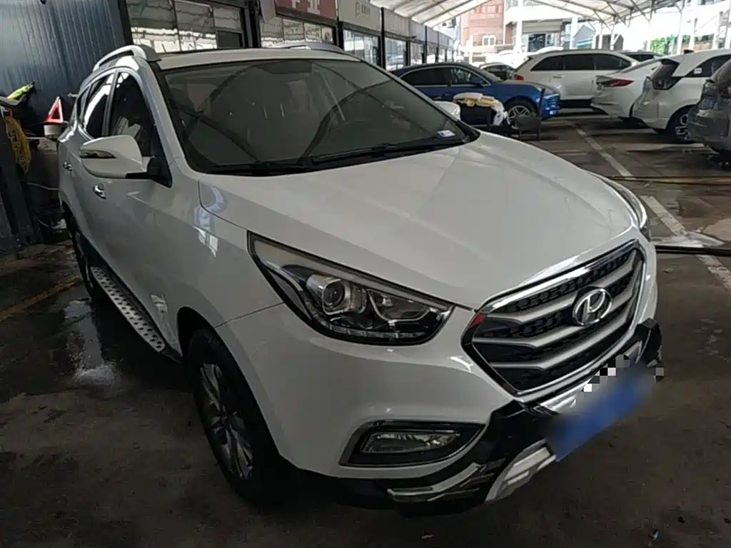 Hyundai Beijing Hyundai ix35 2015 2.0L Automatic 2WD Smart Type China IV фото 4