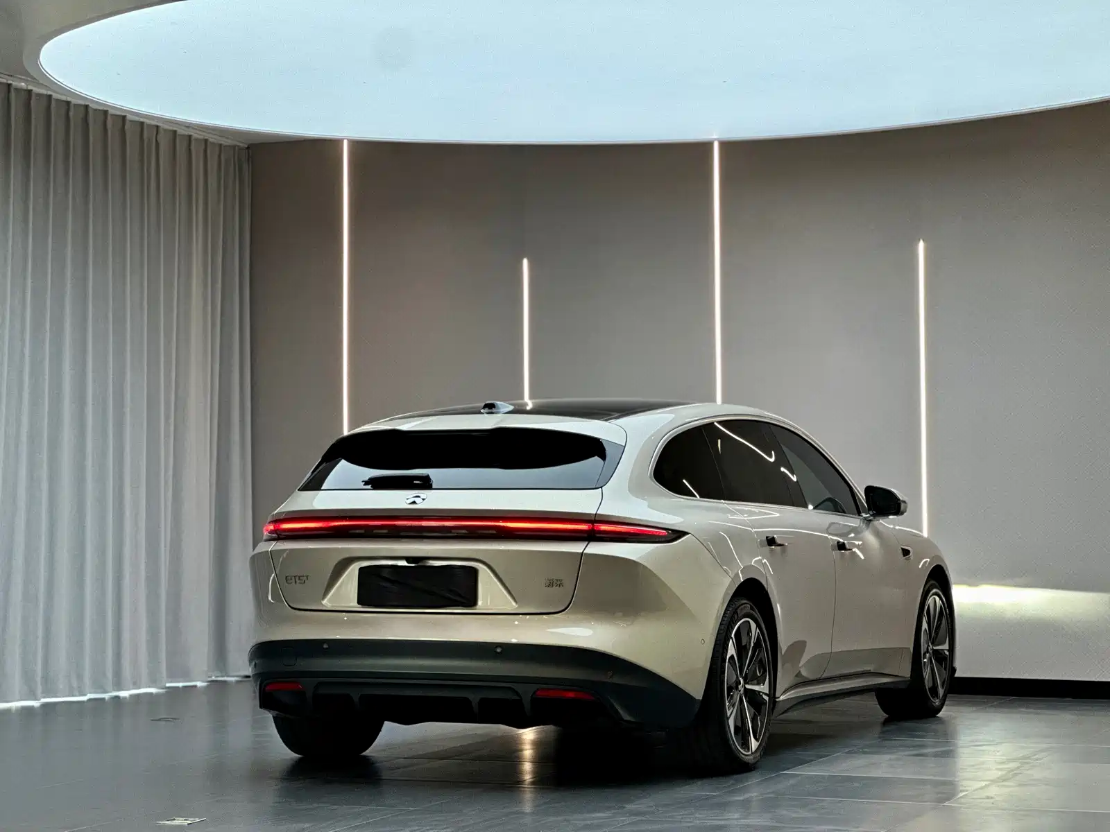 Фото 8 - NIO ET5T