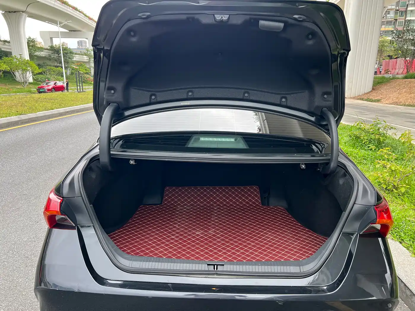Toyota Avalon 2021 2.5L Luxury Edition фото 8
