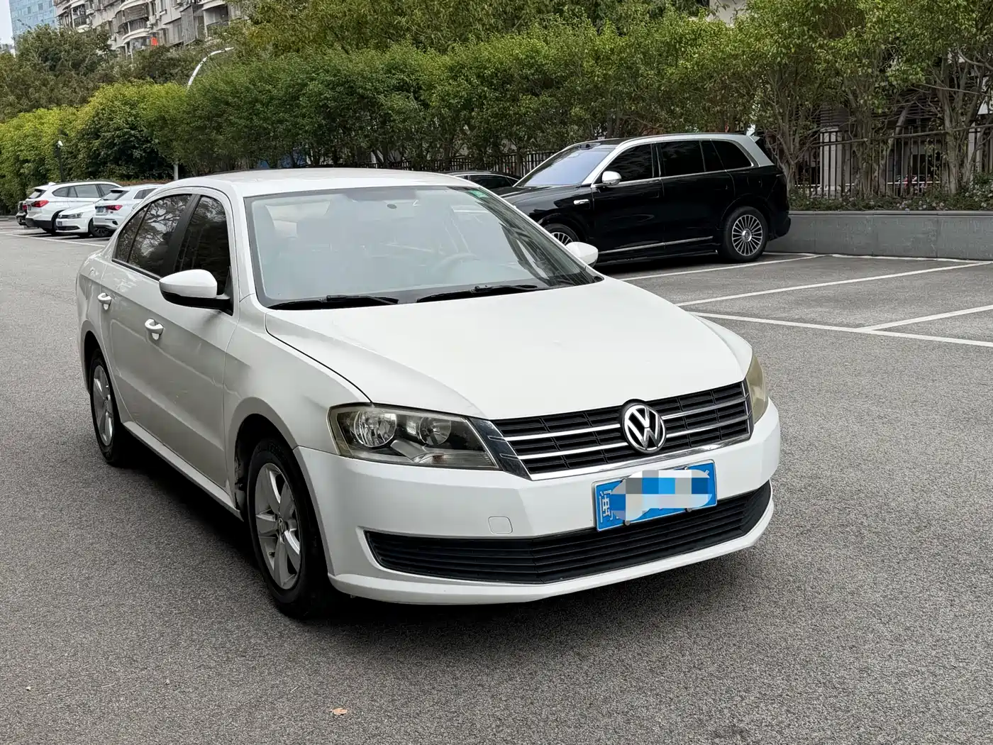 Volkswagen Lavida 2013 Facelift Classic 1.6L Automatic Trend фото 3