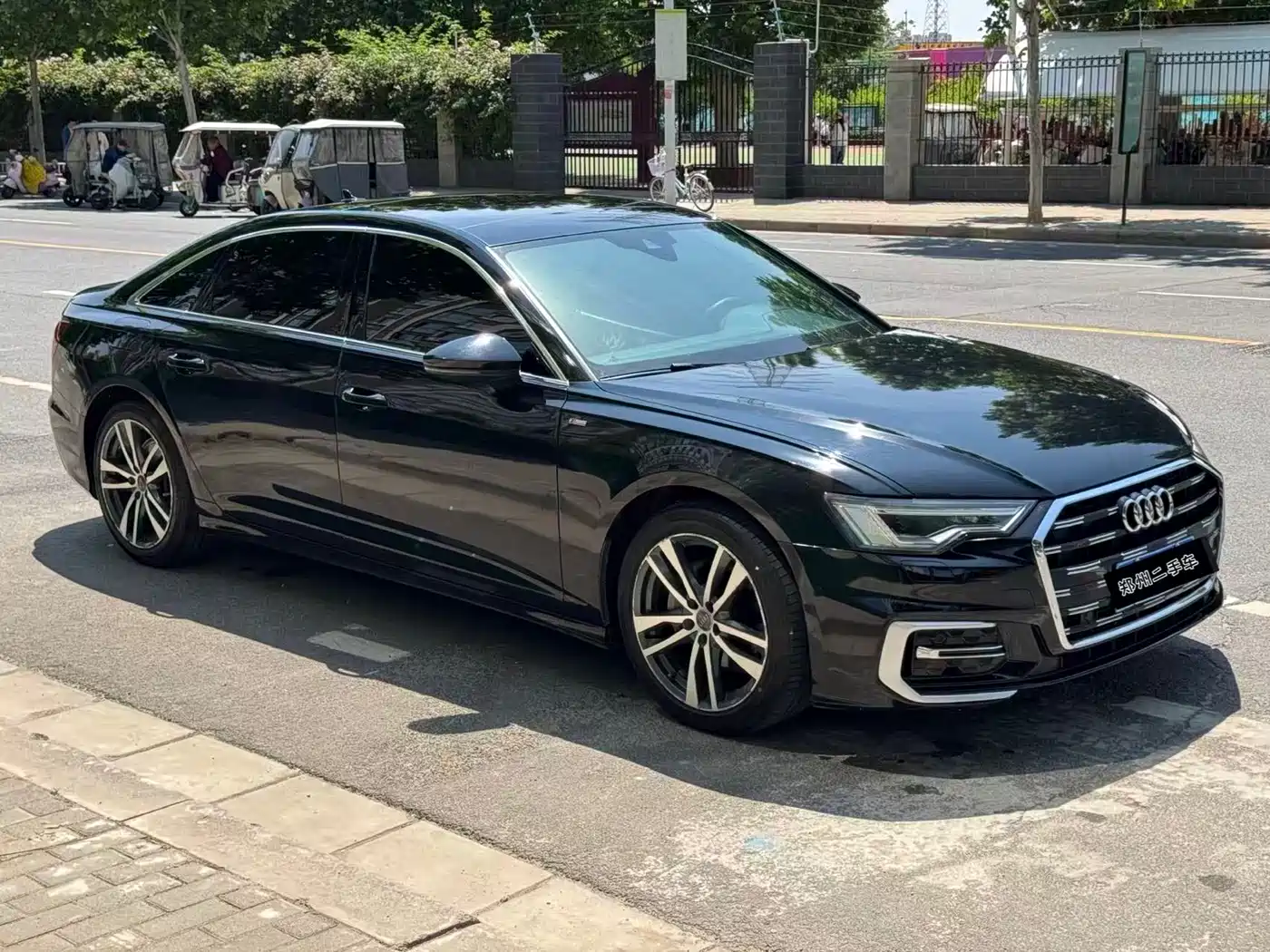 Audi A6L 2019 40 TFSI Luxury Dynamic фото 3