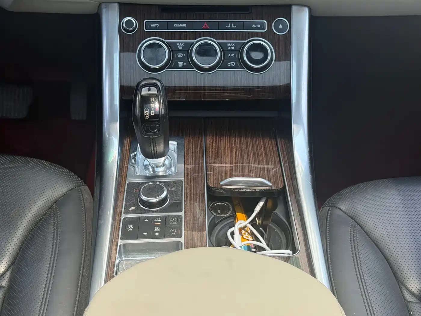 Land Rover Range Rover Sport 2014 3.0 SC V6 HSE фото 17