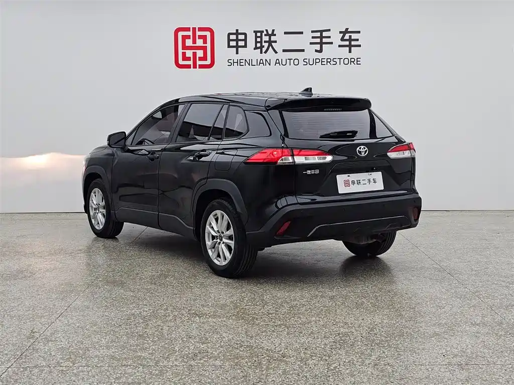 Toyota Corolla Cross 2023 2.0L Elite Edition фото 3