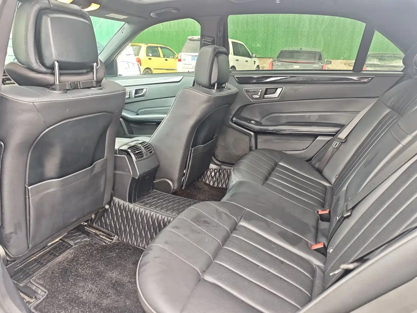 Mercedes-Benz E-Class 2015 E 260 L Sport фото 10