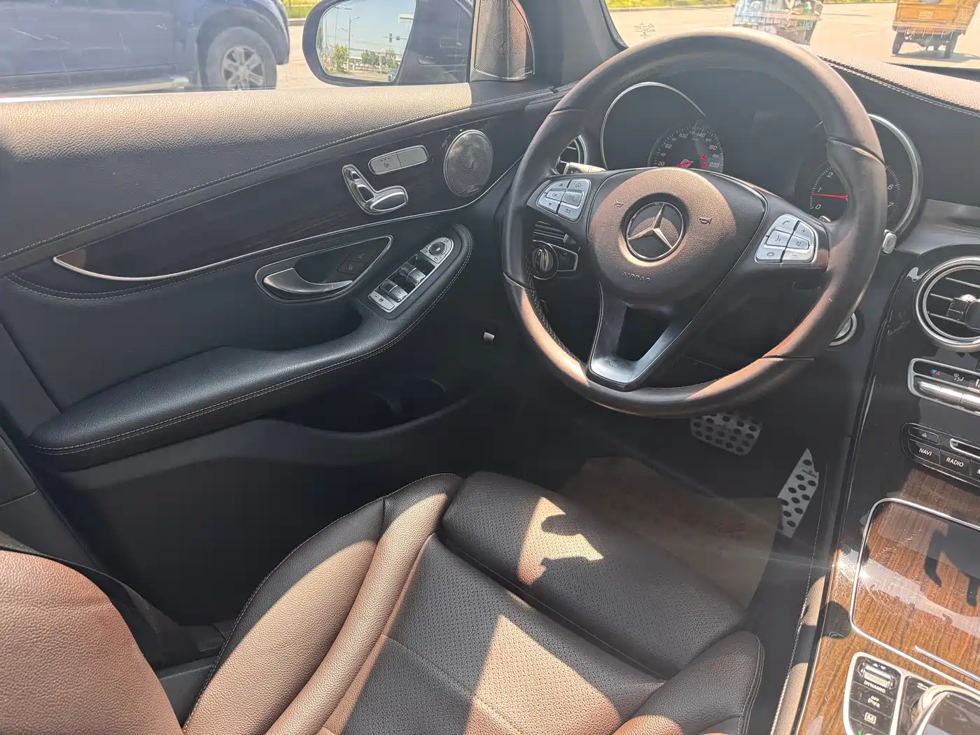 Mercedes-Benz GLC 2019 GLC 260 4MATIC Dynamic фото 13