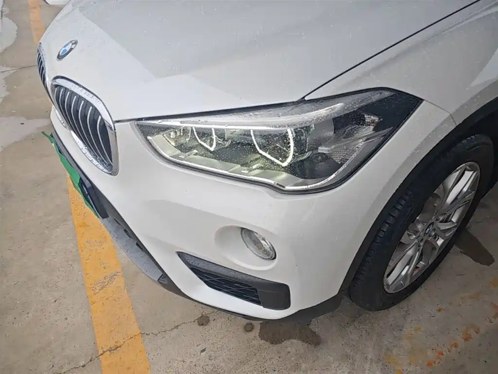 BMW X1 2018 sDrive20Li Leading Model фото 24