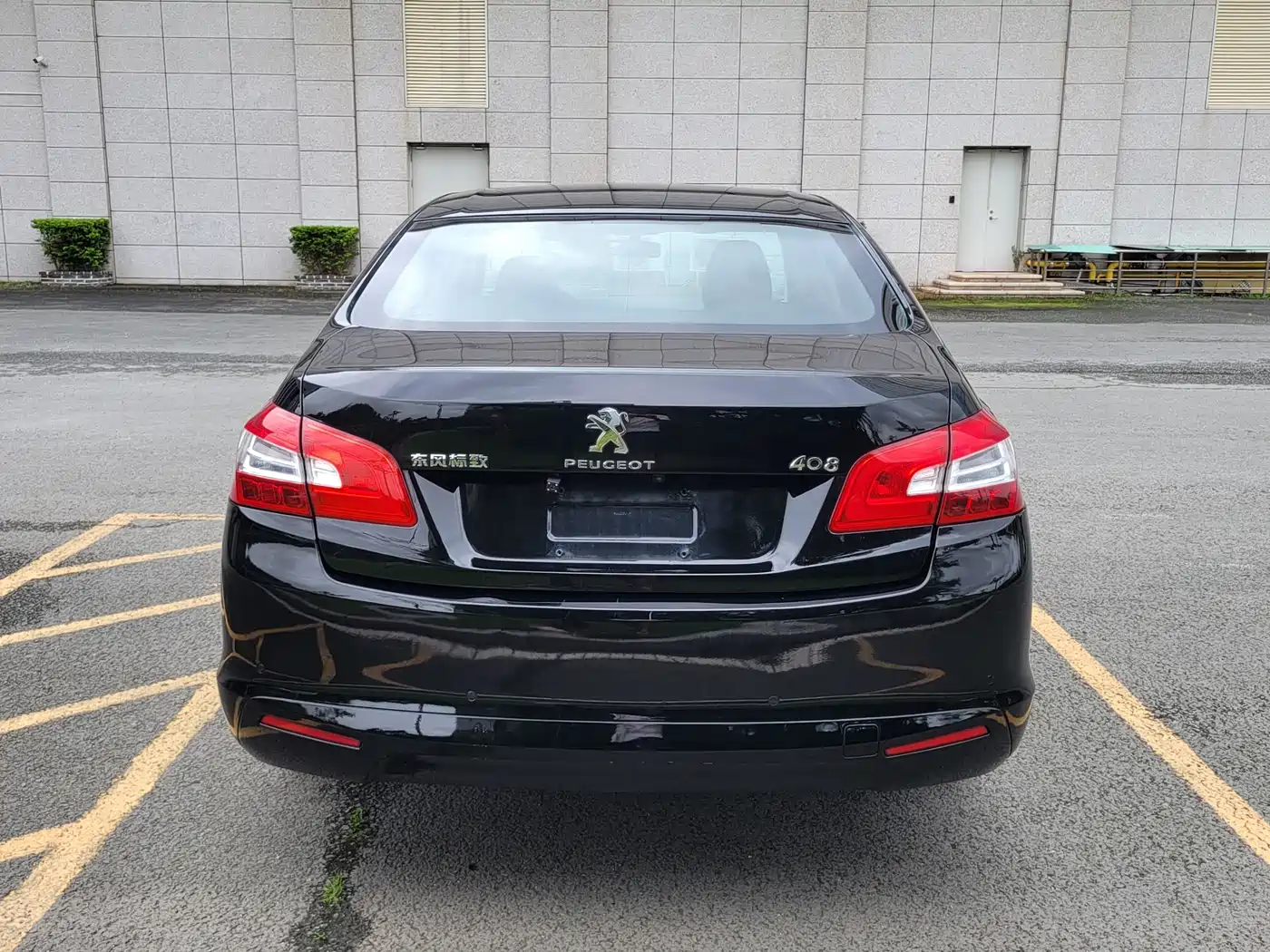 Peugeot 408 2015 Model 1.2T Automatic Luxury Edition фото 5