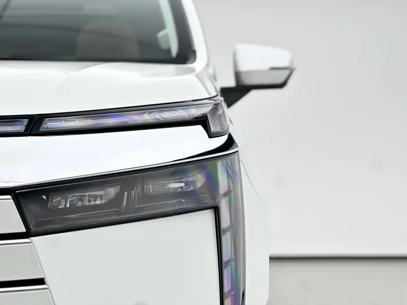 GAC Trumpchi Trumpchi E8 NEV 2024 150km Soaring Dragon Glory Edition фото 17