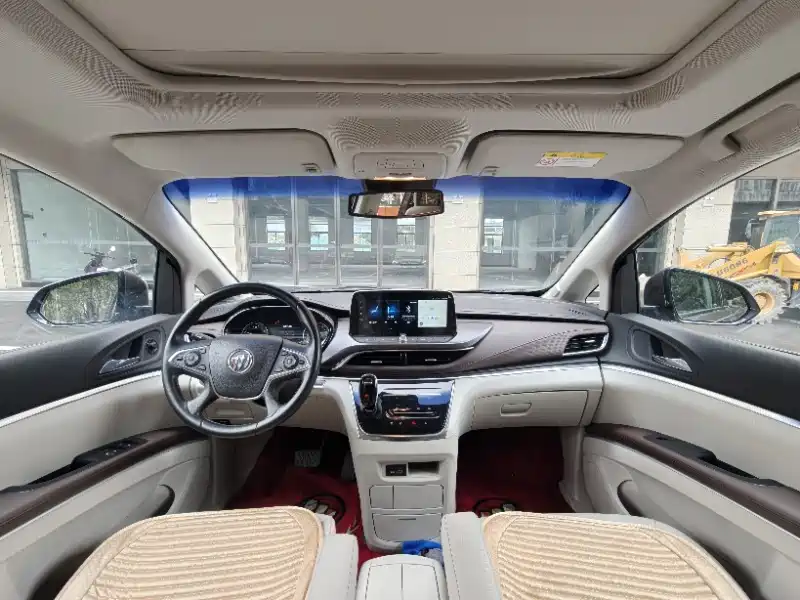 BUICK GL8