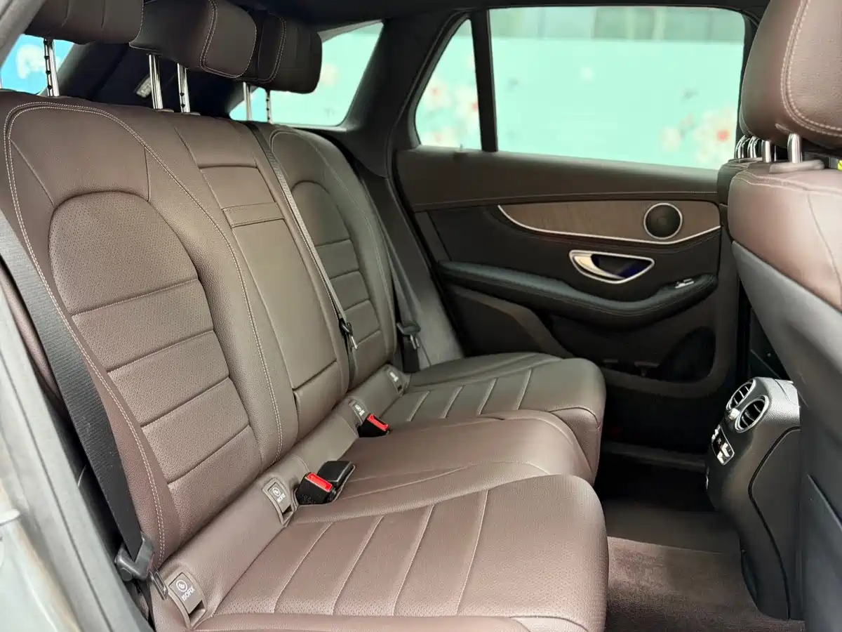 Mercedes-Benz GLC 2020 Facelift GLC 300 L 4MATIC Dynamic фото 11