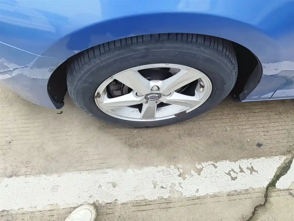 Фото 23 - Volvo V40