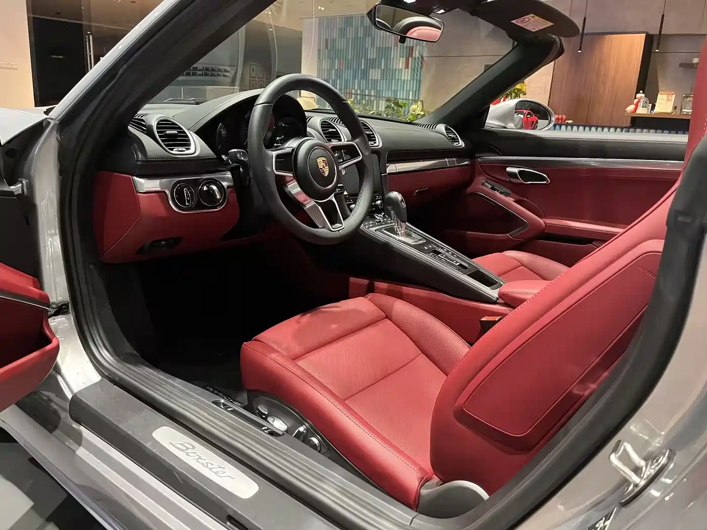 Porsche 718 2022 Boxster 2.0T фото 6